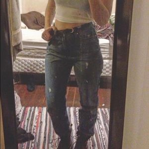 UO Mom Jeans 👩‍👧